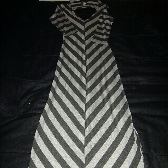 Alloy Grey Chevron pattern - Picture 8 of 8